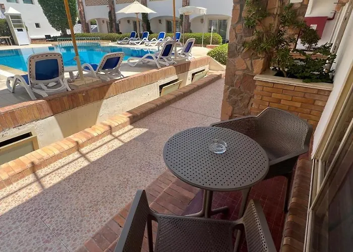 Camel Dive Club & Boutique 4*